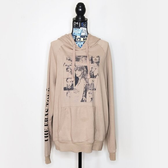 TAYLOR SWIFT The Eras Tour Hoodie Graphic Face Photos Sweater OFFICIAL Merch L - Picture 2 of 11